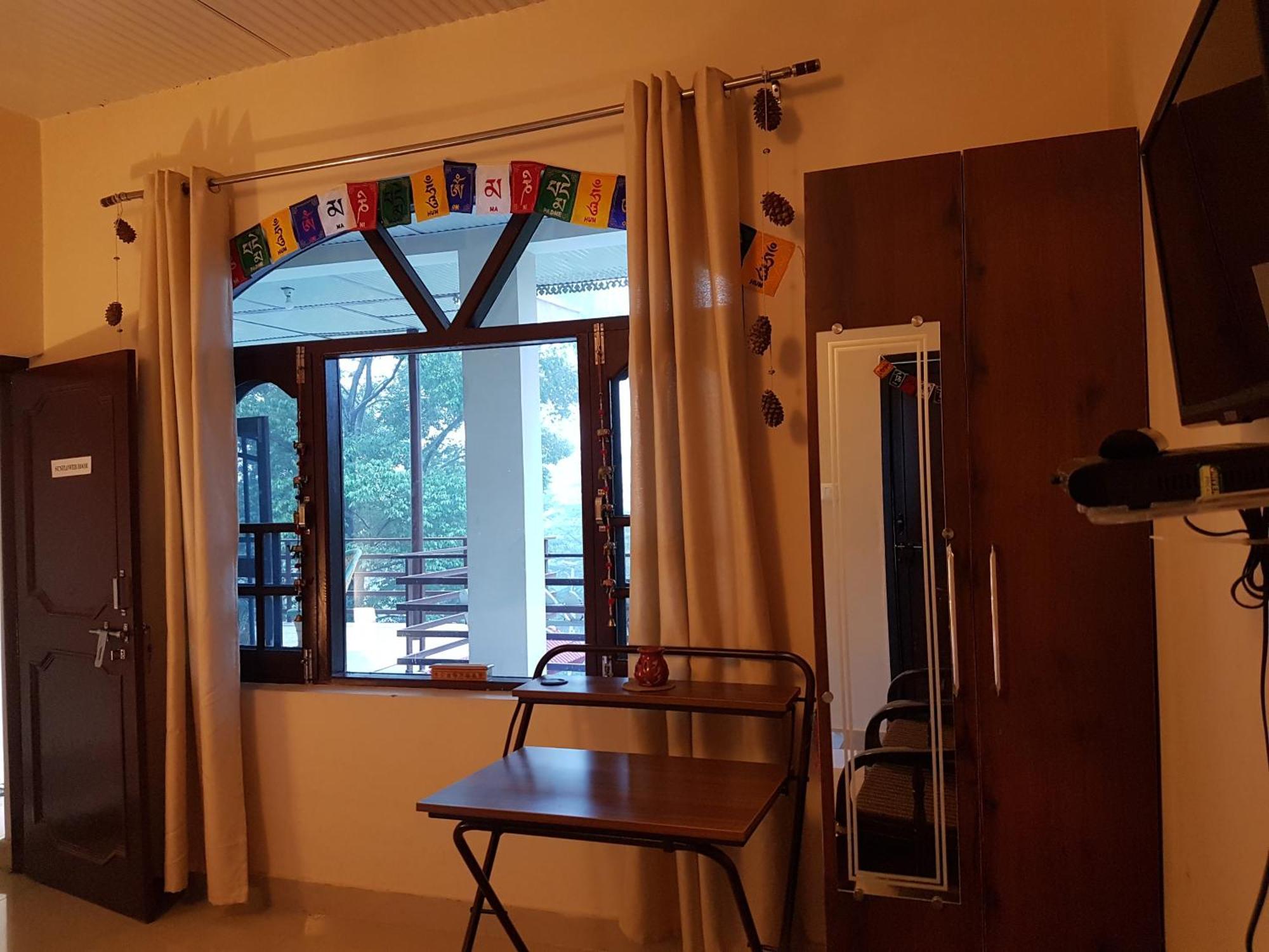 Aditya Homestay Bir-Billing Surrounded By Mountains Εξωτερικό φωτογραφία