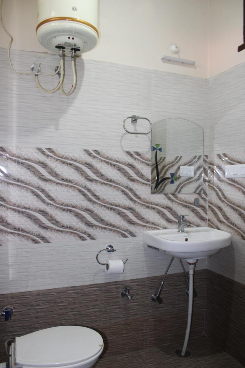 Aditya Homestay Bir-Billing Surrounded By Mountains Εξωτερικό φωτογραφία