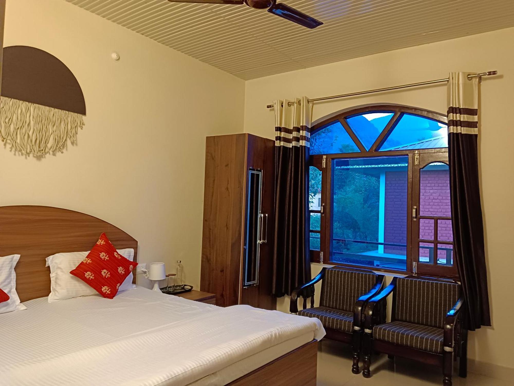 Aditya Homestay Bir-Billing Surrounded By Mountains Εξωτερικό φωτογραφία